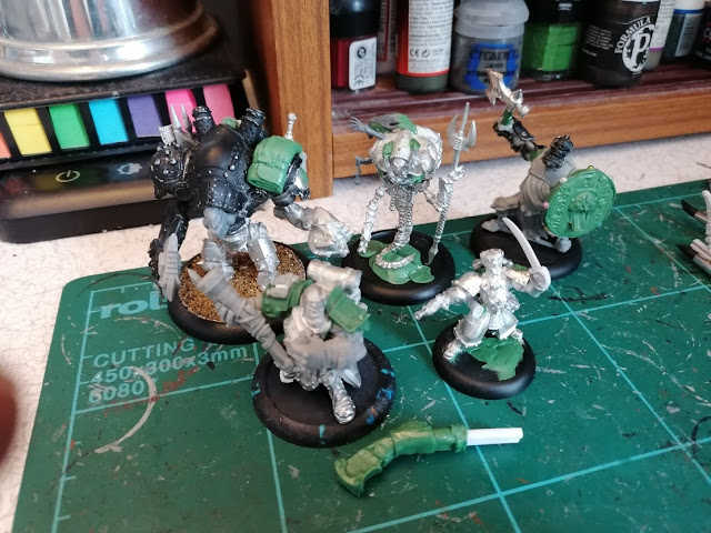 LuckGod84's tweet photo. Here's the last update on converting up my entry for the #PointADay #PaintPledge #IKRPG contest 
https://t.co/GFO6Me6xb3
@privateerpress #DnD #TTRPG #RPG https://t.co/cxAGVcOx5K