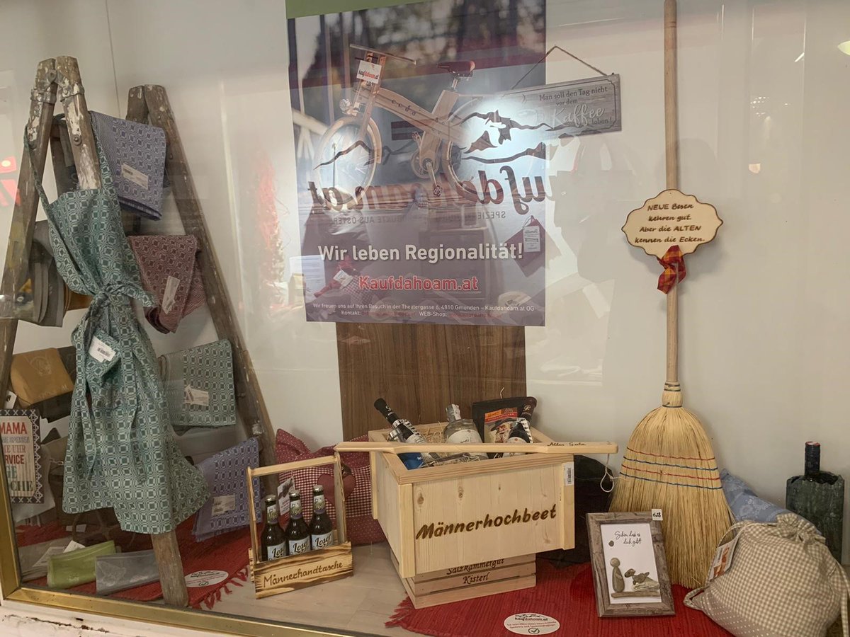 Anita Strasser on X: t.corgSXB1JZ2y  X