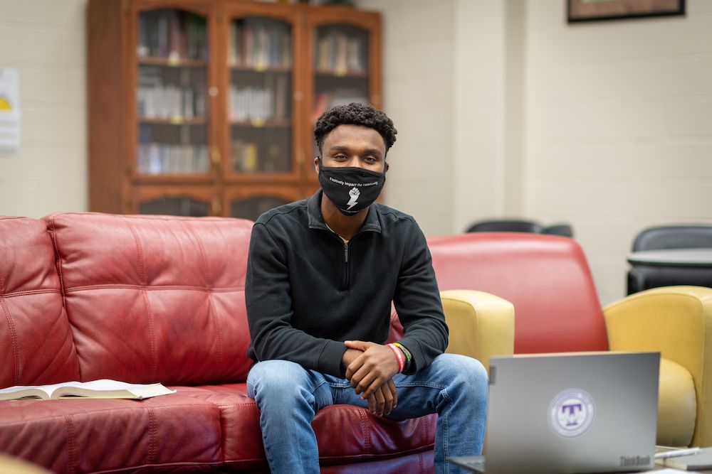 As a young black man, Jymon T. Scott, electrical engineering ’22, came to Tennessee Tech with a purpose. As he was inspired by his uncle to study engineering at Tech, he has also set out to be an inspiration and role model for students of color. Read more: tntech.edu/stories/studen…