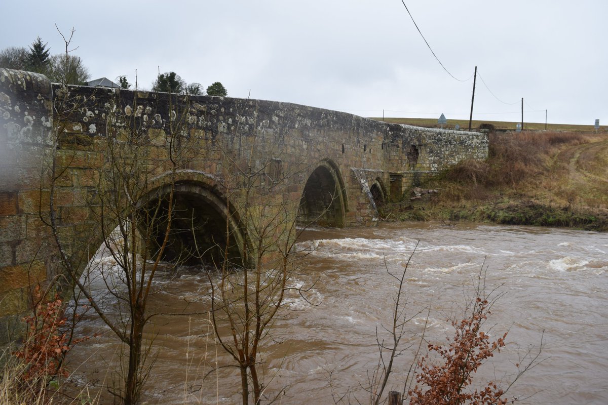 In the last week the bridge has been under pressure from flooding. Having only witnessed only one flood even in 25 years, there have been four in just the last year. The bridge looks tired and vulnerable. Note the fallen masonry on the NE wing.