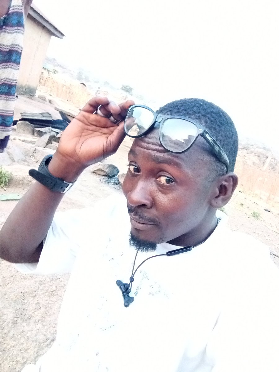 MashingilMuham1's tweet image. Just for me to build a save family, I am opting out for world must ugly girl of all time,, link me with the one you know.... Please she be ugly... super ugly.... That's my choice.