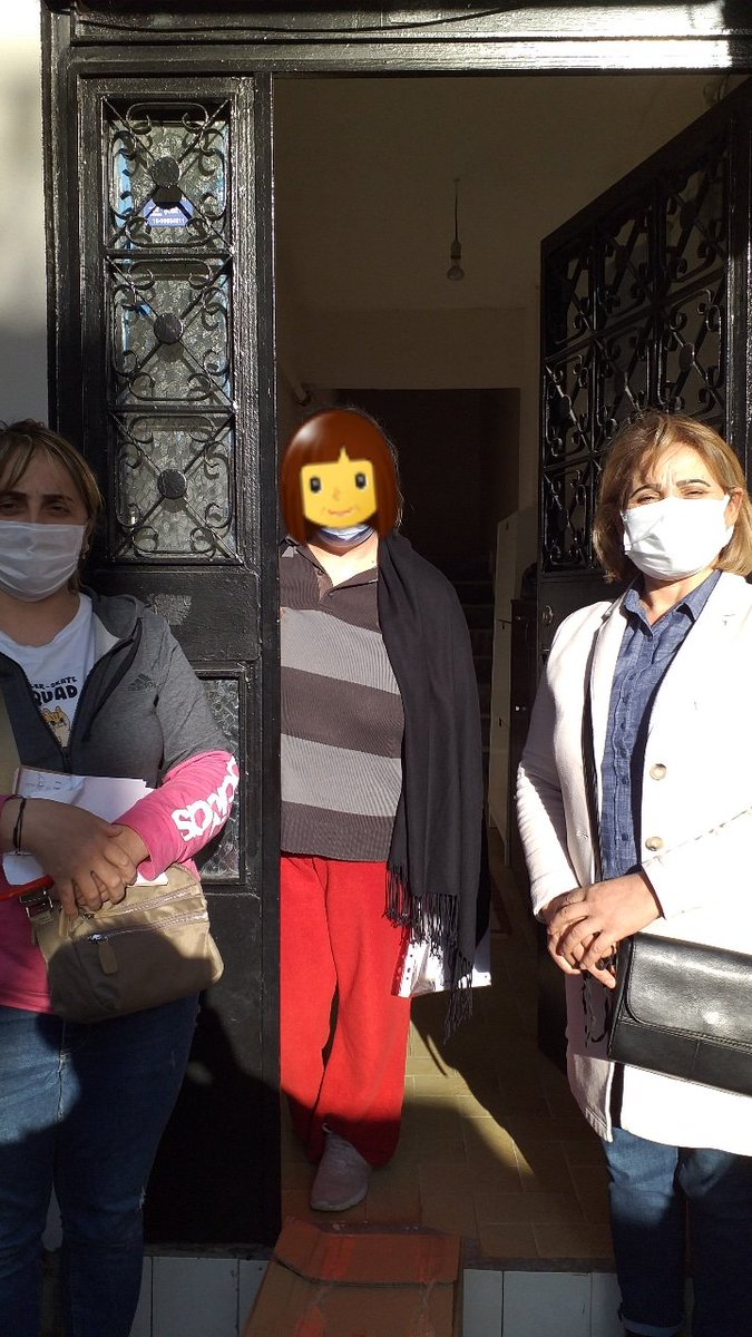 AliyeAkyoll's tweet photo. Yokluk içinde yaşamını yitiren insanla, bolluk arasında yaşamını yitiren insanın talihsizlikleri çok uzak değil. Biri yokluktan, diğeri bolluk içindeki yokluktan tükeniyor." Bugün de ihtiyaç sahiplerine ulaşmaya çalıştık.#Getson #Babel #AdaletiArıyoruz #MilliUzayProgrami https://t.co/xjnG3CEcOG
