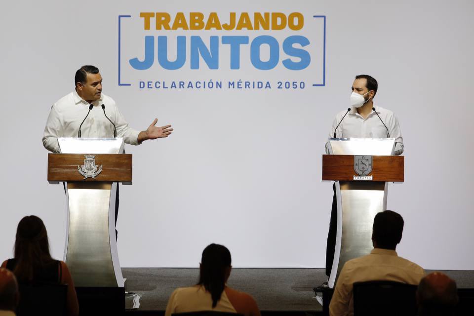 Trabajando juntos con el gobernador <a href="/MauVila/">Mauricio Vila</a> por el futuro de #Yucatán y #Mérida, pensando en la cultura de equidad e innovación.