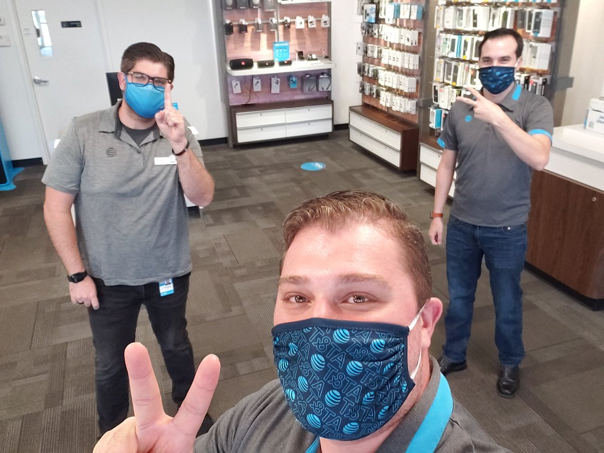 SpringHillATT's tweet image. Always good to see @ARSMIsaac. Thanks for coming to see us!