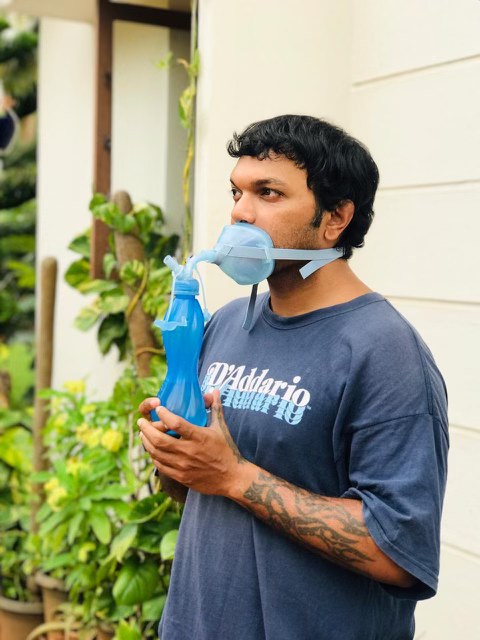 Using the mask attachment with your DoctorVox is a game changer! Practicing singing your songs has never been easier.

Get yours today and see how the DoctorVox can change your voice in a matter of weeks. 🎤
doctorvox.us