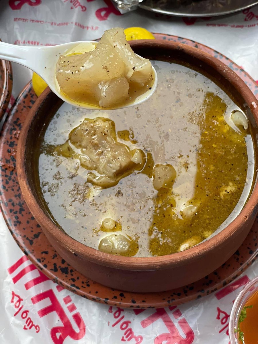 اكاد من فرط الجمال اذوب ♥️