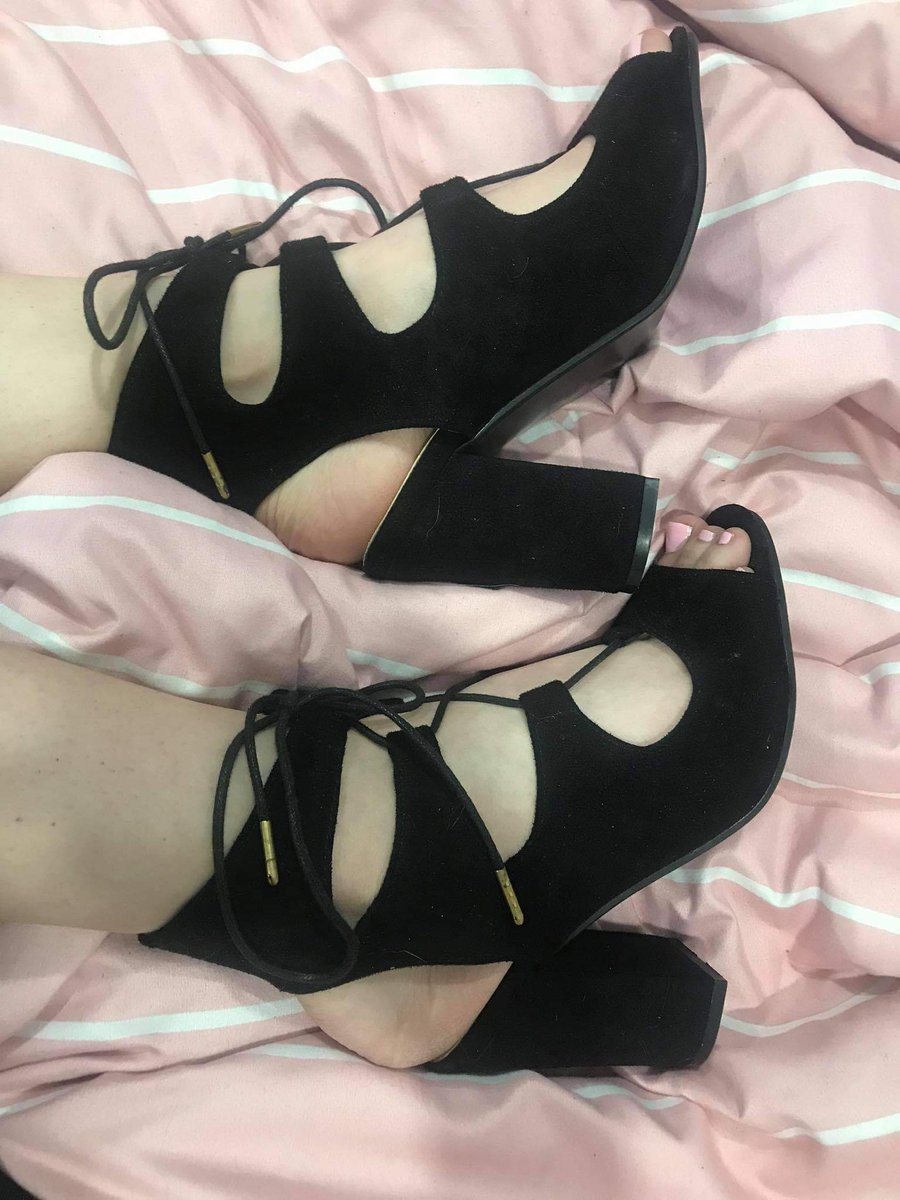 stopeczki's tweet photo. MY jesteśmy Twoimi królowymi i to MY decydujemy co z Tobą zrobimy kundlu.
@rt_feet @ElitePromoFeet @RTsubby @promoslave @PolishFindomFan @RTFeetPromo @slavekane @RT_Pig @Geralt1232 @PolishFootSlave @Afrenchpuppy @RtGLADIATOR @rtfemdom1 @Dommon12 @RT_Mutt @RTFindomPromo @RT4FD https://t.co/BmzZRJRdLH