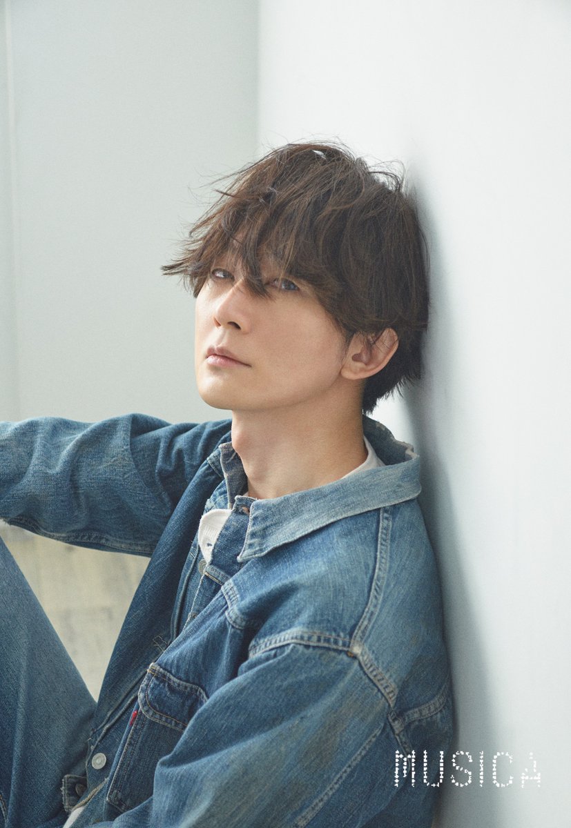 画像あり Bump Of Chickenボーカル藤原基央さん現在42歳の姿がこちら Sakamobi Com