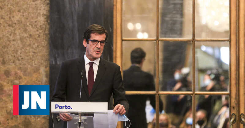 JornalNoticias's tweet photo. Rui Moreira contra nova lei eleitoral autárquica https://t.co/XICs9UcOm5 https://t.co/NUfMq2RSNw