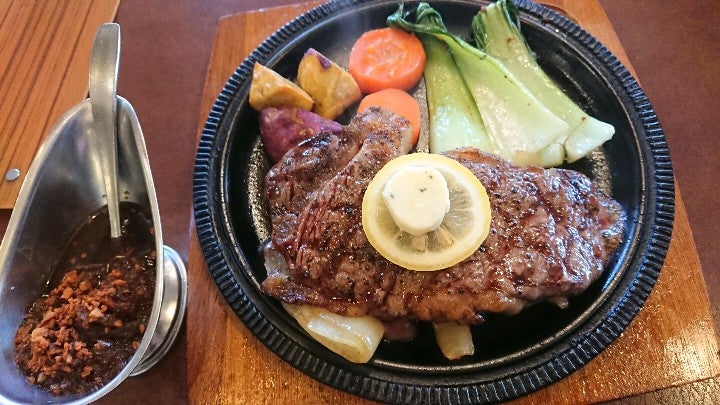 とうがらし 今年も何か を 昼からステーキを食らう カウベル In Yokohama 神奈川県 T Co Pcemmvccum とうがらし 今年も何か を 昼からステーキを食らう カウベル In Yokohama 神奈川県 T Co Pcemmvccum