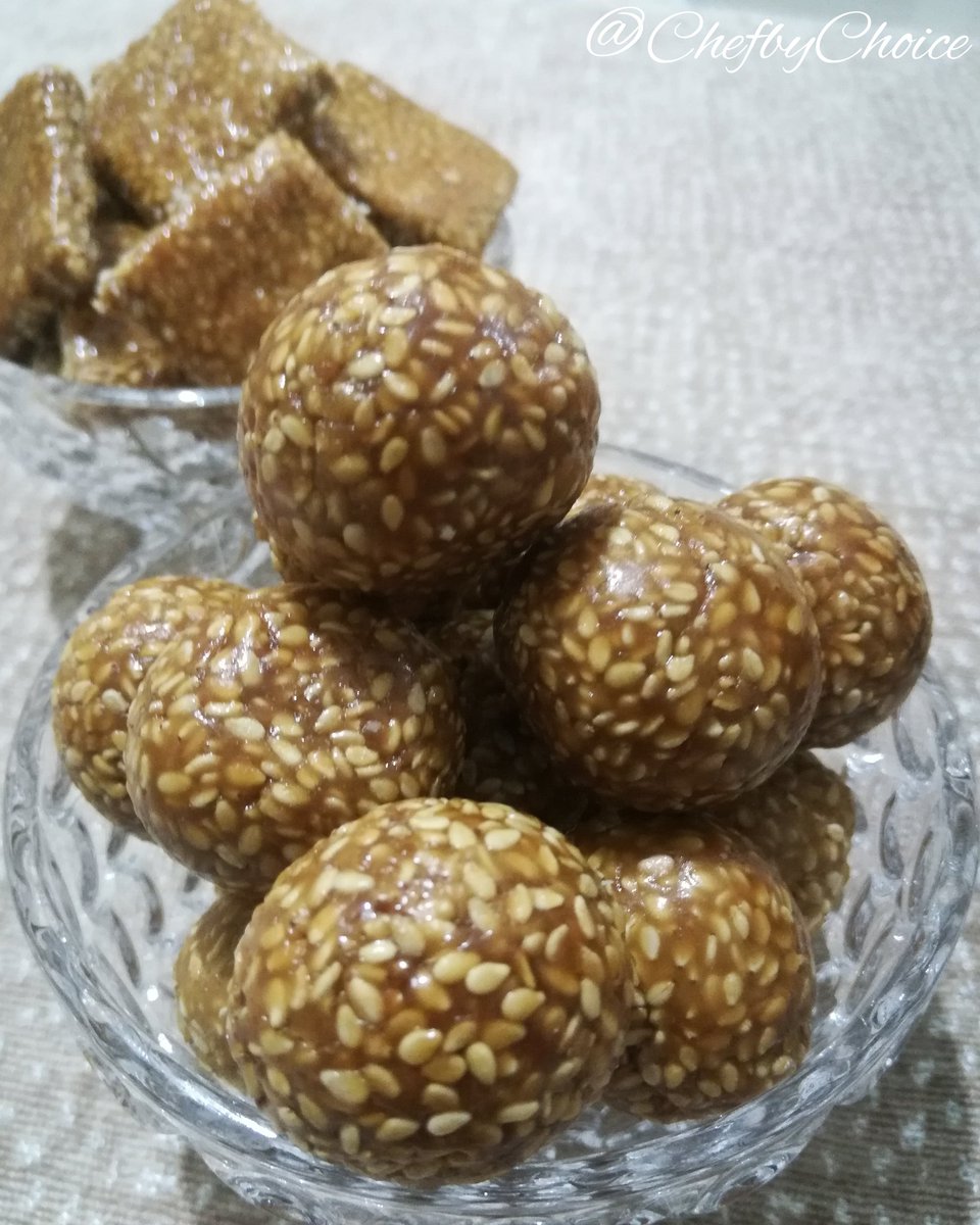 ChefbyChoice1's tweet photo. #chefbychoice #desserts #sweets #talnaladoo #tilchikki #tilkut #vegetariancuisine #Indianfood #food #foodie #foodlover #foodblogger #foodstyling #delicacies  #cookwithCBC #cooking #passionforcooking

Recipe:
Instagram - https://t.co/2o9P6Sb9Gt
Facebook -https://t.co/q4plslRbIU https://t.co/WkmEy42Lyt
