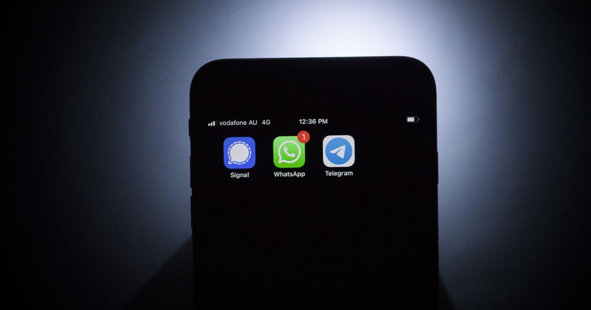 4tifyTech's tweet image. Signal, WhatsApp and Telegram: Major security differences between messaging apps
By Rae Hodge, via @CNET 
buff.ly/3pVtr7l