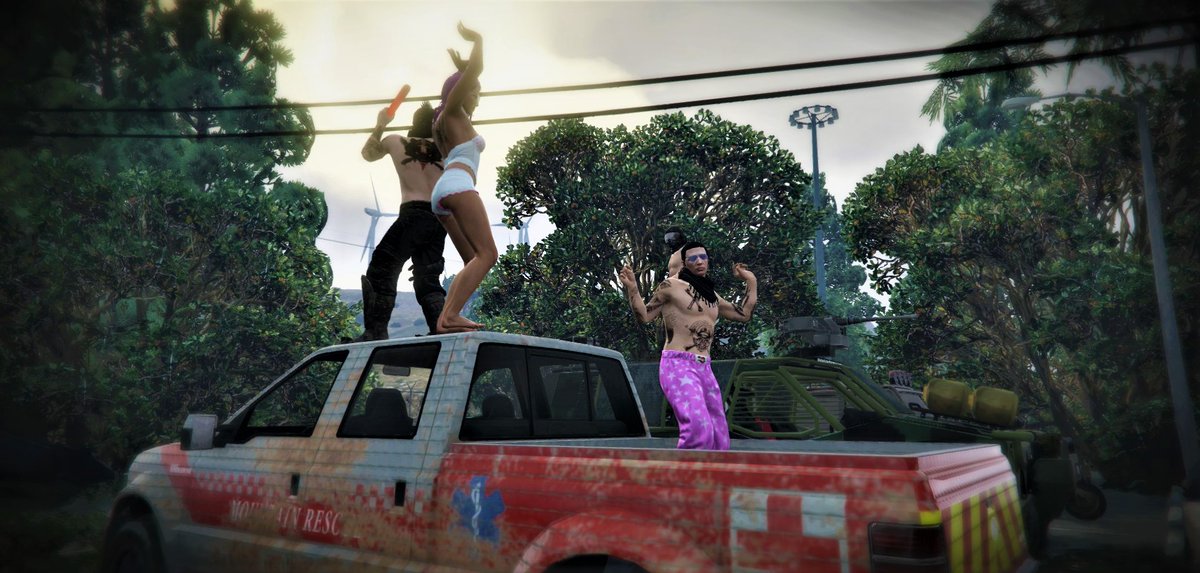 Day 5... madness has set in among the medical core and the military personnel. Will continue to observe from a distance!

#GTARP #AfterCrewRP #AfterCrew #Zombies #ZombieApocalypse #Survivor #SurvivorRP #medicalcore #militaryRP