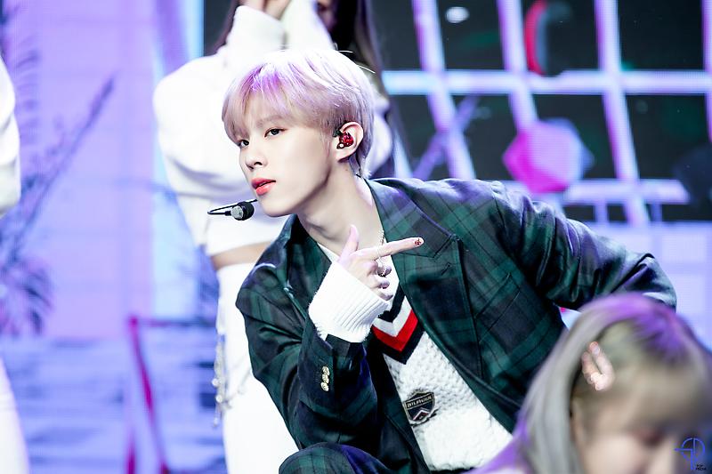 WOOSEOK_FAMILY's tweet photo. สรุปจำนวนยอดพรีออเดอร์อัลบั้ม KIM WOO SEOK ‘2ND DESIRE [TASTY]’ จากลิ้งค์โปรเจค #KWSCombackProject กับทาง Ktown4u นะคะ

🍭จากการโดเนท 334 อัลบั้ม
🍭จากการซื้อผ่านลิ้งค์ 691 อัลบั้ม

ยอดทั้งหมดถูกรวมในวันแรกเรียบร้อยแล้วค่ะ 😊

#김우석 #KIMWOOSEOK #2ND_DESIRE_TASTY @KWS_official_ https://t.co/CvgP1jbdwk