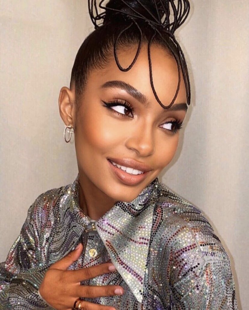 Happy birthday to this beautiful black queen  YARA SHAHIDI 