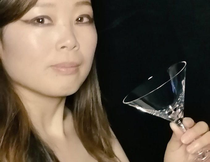 Got inspired when watching cum cocktail vids, got another hung guy cumming to help hubby fill the glass<a href="/tag/mvsales"class="tags"><span>#mvsales</span></a>