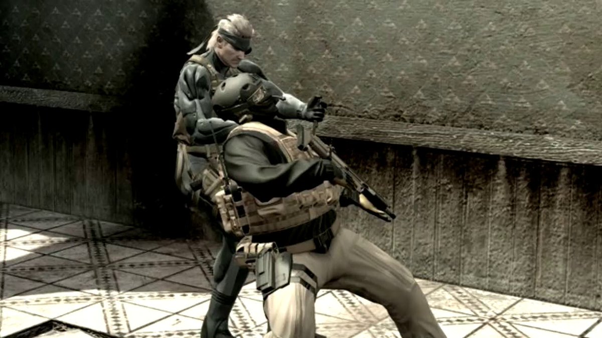 1. GameplayGameplay wise, MGS4 isn't all that different from PW/V. In fact, Peace Walker plays more like an easier MGS4, which makes the difficulty dip rather jarring. 4 offers more options in CQC, different weapons, and more exciting set pieces than PW in general. 1/6