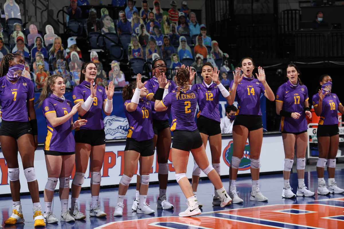 lsuvolleyball's tweet photo. Back in action tomorrow night at Florida.

Fight back. https://t.co/Sj42XuytGn