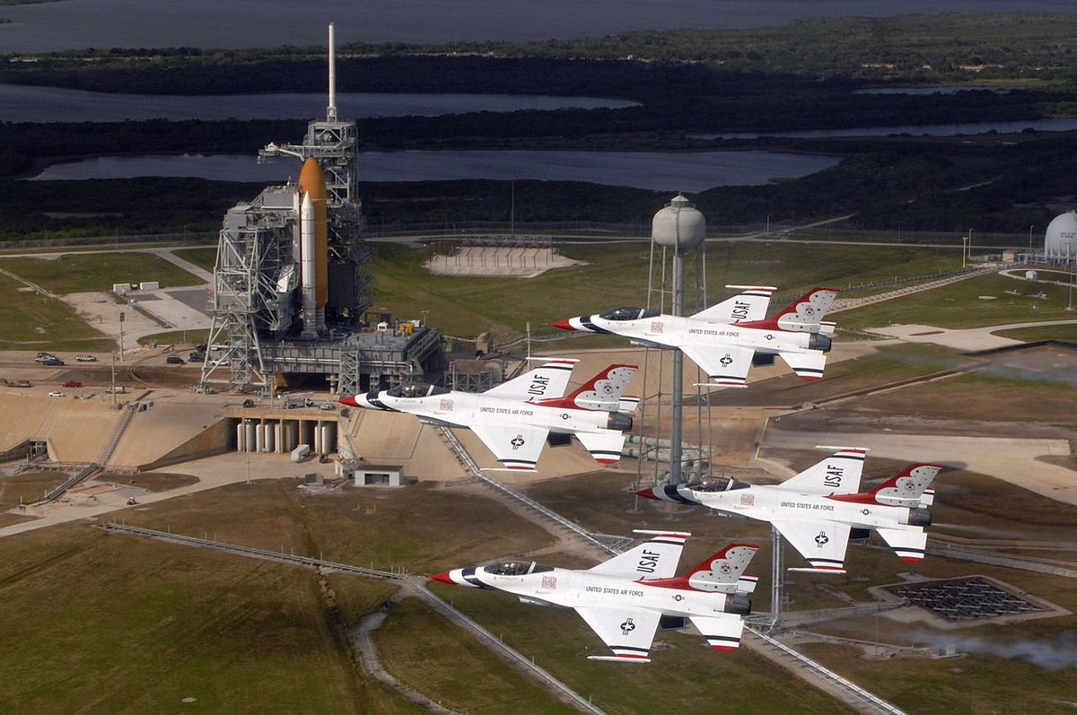 OV105Endeavour's tweet photo. On this day in 2008, I lifted off on STS-123, carrying a Canadian robotic arm and Japanese module for the ISS. 

Crew: Cmdr. Dominic Gorie, Pilot @Astro_Box, MS1 @AstroBehnken, MS2 Michael Foreman, MS3 Richard Linnehan, MS4 Takao Doi, ↑MS5 @astro_g_dogg, ↓MS5 Léopold Eyharts https://t.co/l5ToU4rgxA