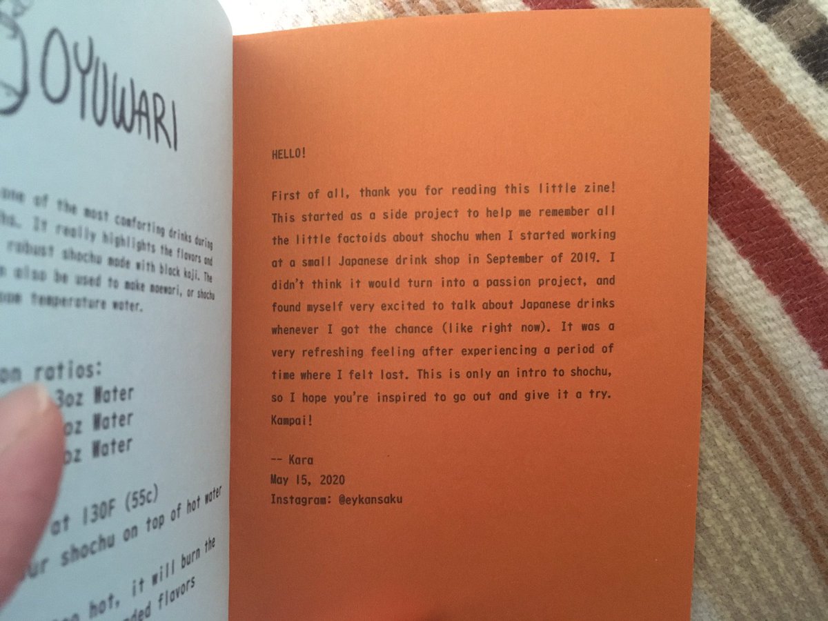 RareBooks37996's tweet image. A delightful addition to the home library:

Shochu — A Pocket Guide — Salty Buns Press (May 2020) #shochu #japanesespirits #zines

With shoutouts to @shochu_danji @Chris_Bunting @umamimart @SakeofAmerica 

eastbayalternativebookandzinefest.com/test-blog-styl…