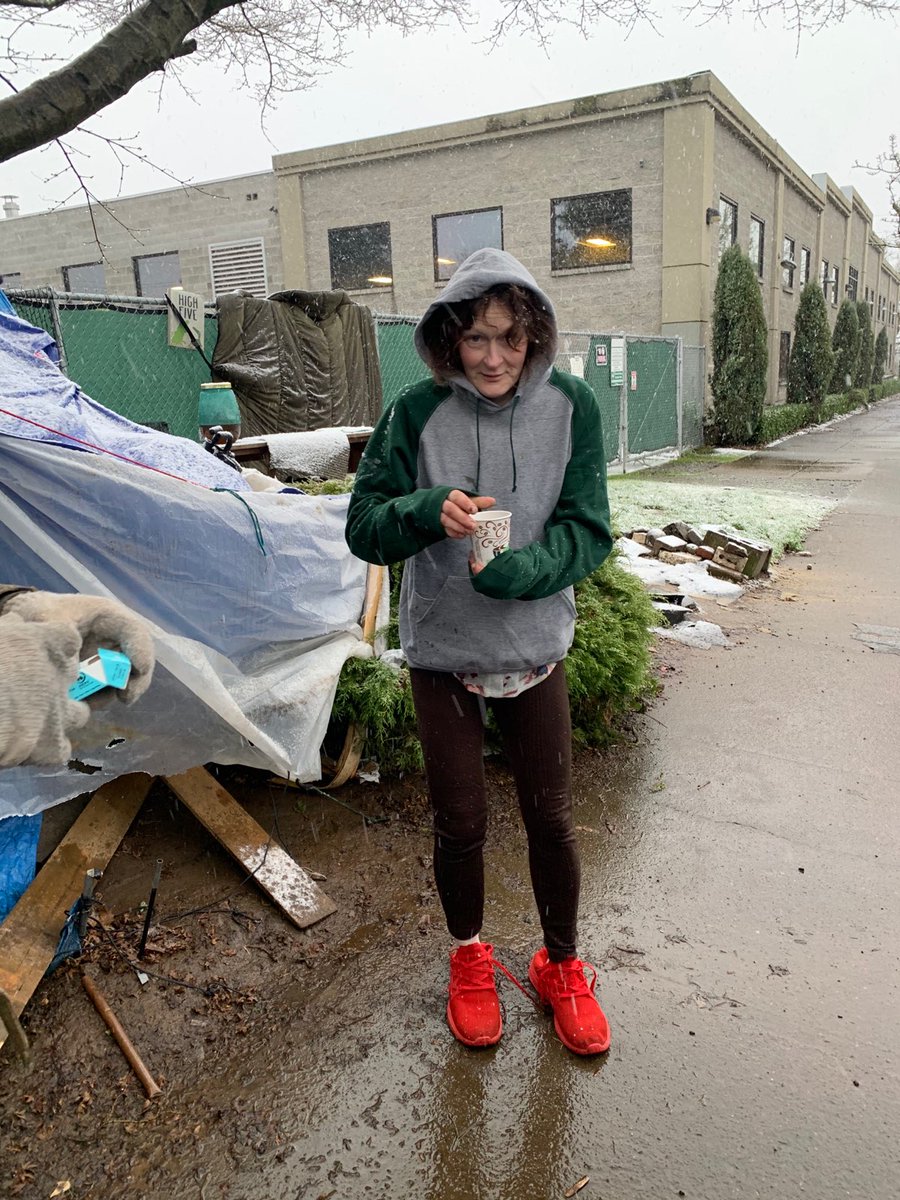 cultivatePDX's tweet image. In collaboration with @multco and @ahfe_multco we have been able to provide critical winter gear to our neighbors living on the streets.

#caringforothers #winter #communityfirst #keepsupporting #community #eastportland #cultivateinitiatives