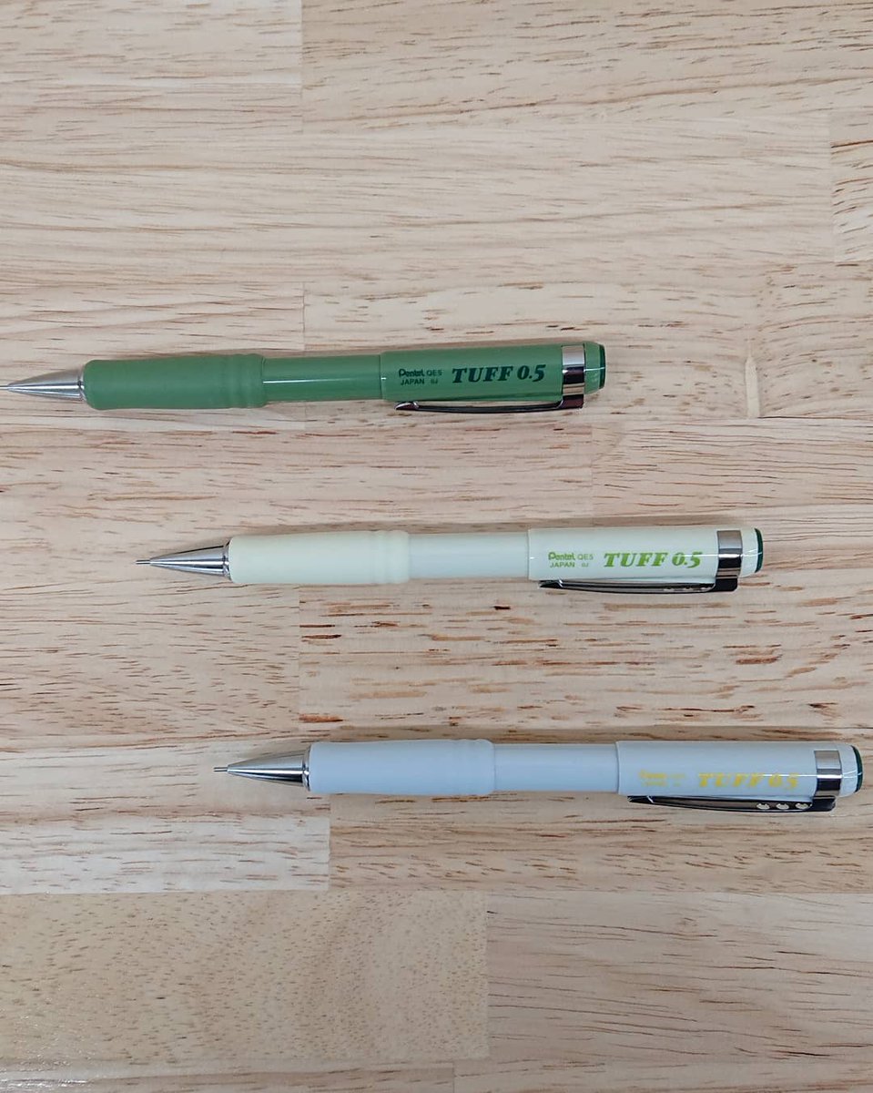 ぺんてるのシャープペン「TUFF0.5」。 人気のロングセラー商品に限定色