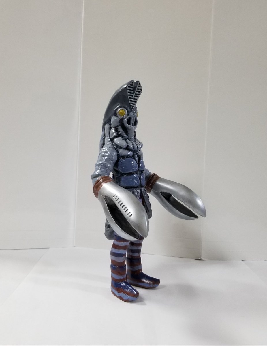 バルタン星人(六代目) ウルトラ怪獣シリーズ リペイント ホビーオフで