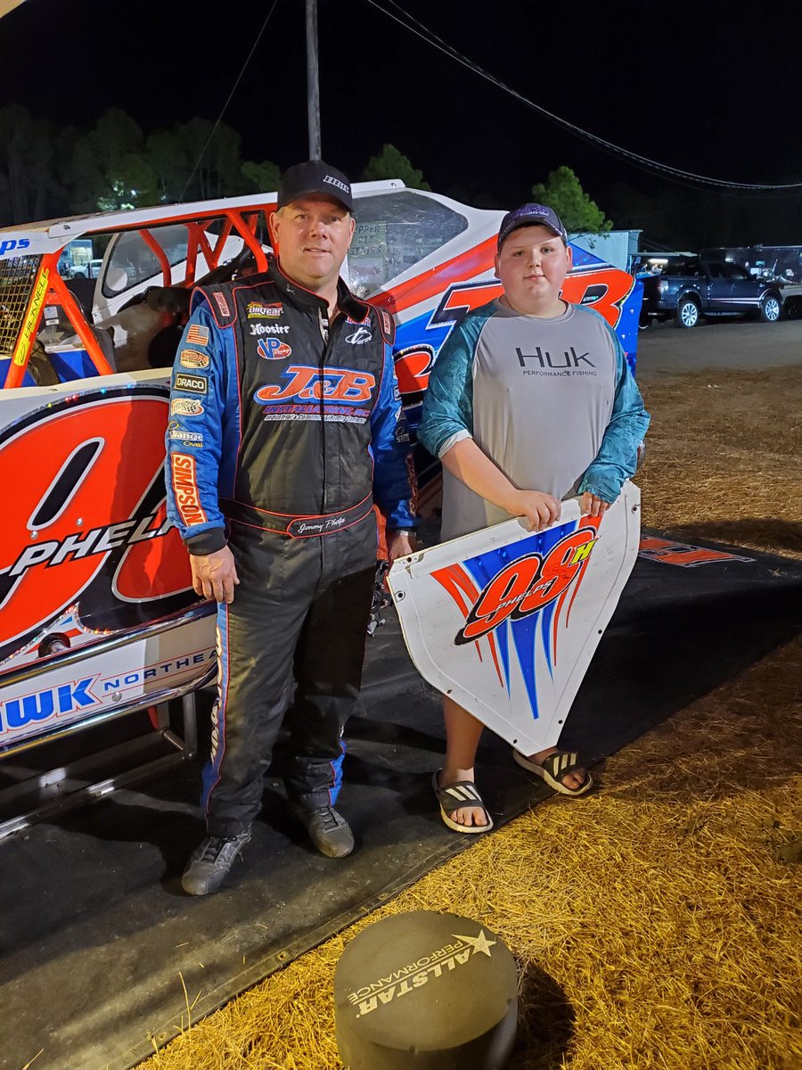 Hal James (@hal_emt) on Twitter photo A big thank you goes out to the 98H team of Jimmy Phelps, they brought my son a piece of tin off last years car. #weedsportspeedway <a href="/NYVoice13/">Shane Andrews</a> <a href="/Jimmy_Phelps/">Eduardo</a> <a href="/SuperDIRTcar/">Super DIRTcar Series</a> A big thank you goes out to the 98H team of Jimmy Phelps, they brought my son a piece of tin off last years car. #weedsportspeedway <a href="/NYVoice13/">Shane Andrews</a> <a href="/Jimmy_Phelps/">Eduardo</a> <a href="/SuperDIRTcar/">Super DIRTcar Series</a>