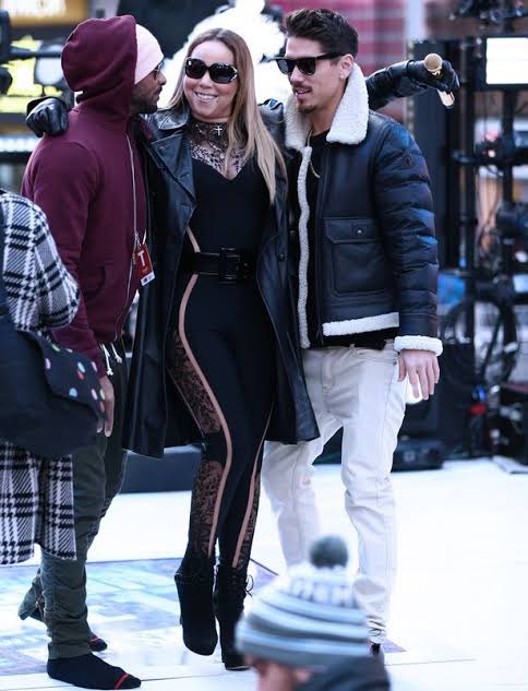 They said fake stories that Mariah Carey didn’t rehearse even though there’s proof that she did, in fact, attend rehearsals  https://www.thecut.com/2017/01/jenny-mccarthy-criticizes-mariah-carey-for-new-years-drama.html