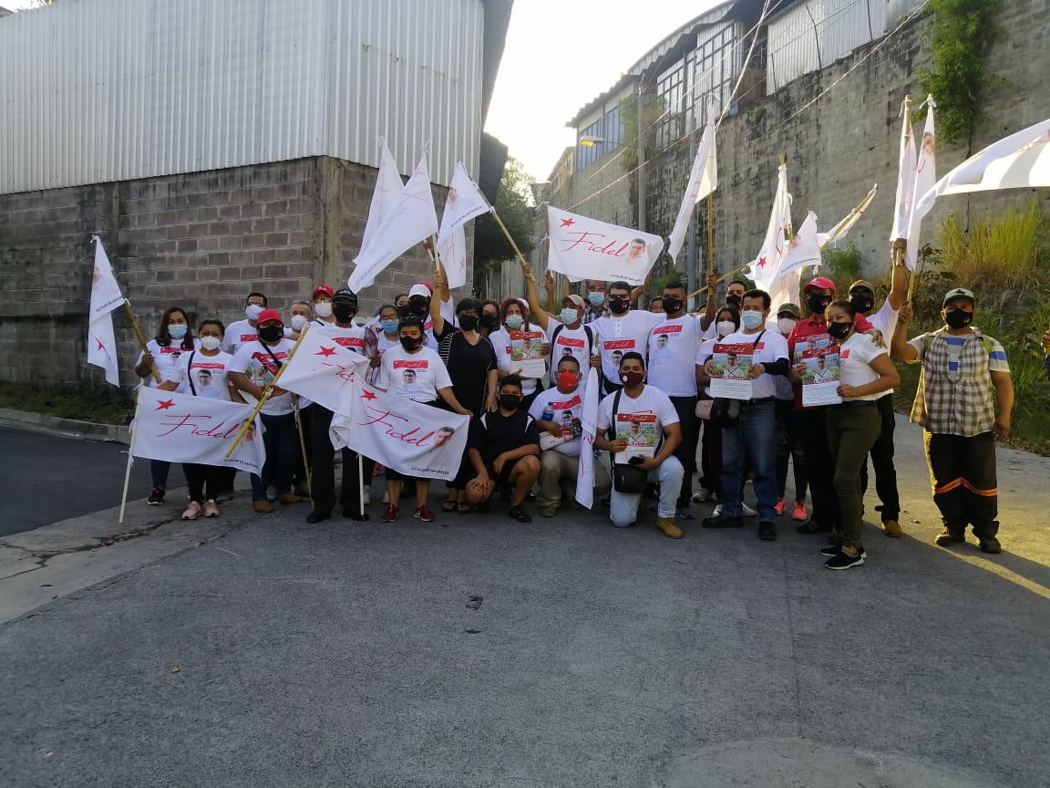 fmln_marcos's tweet photo. "Trabajamos con Justicia y Dignidad"

#Victoria28_02_21
#PlataformaMunicipal21_24
#SanMarcosHeróico https://t.co/XF8y9SGsVw