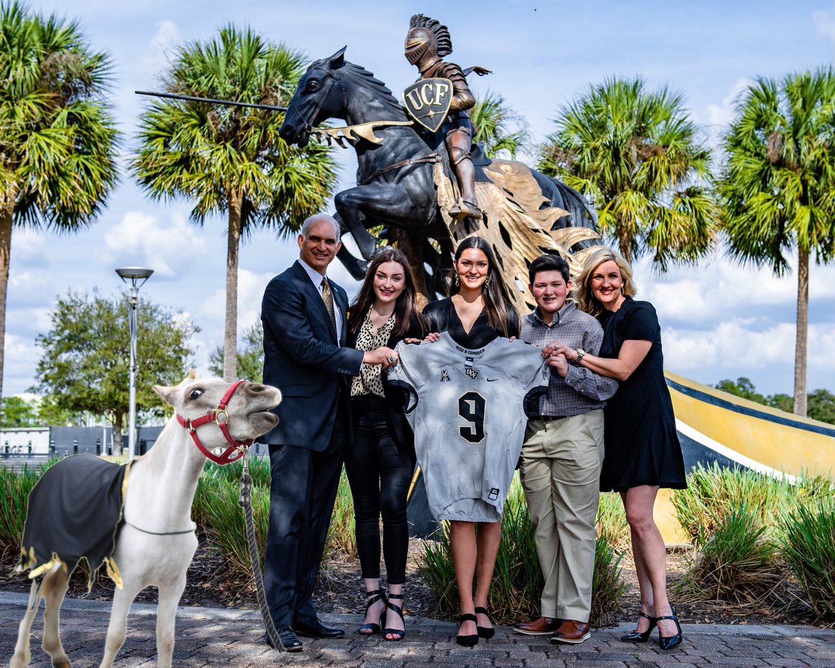 It me. <a href="/TerryMohajirAD/">Terry Mohajir</a>. Boop. Hehe.