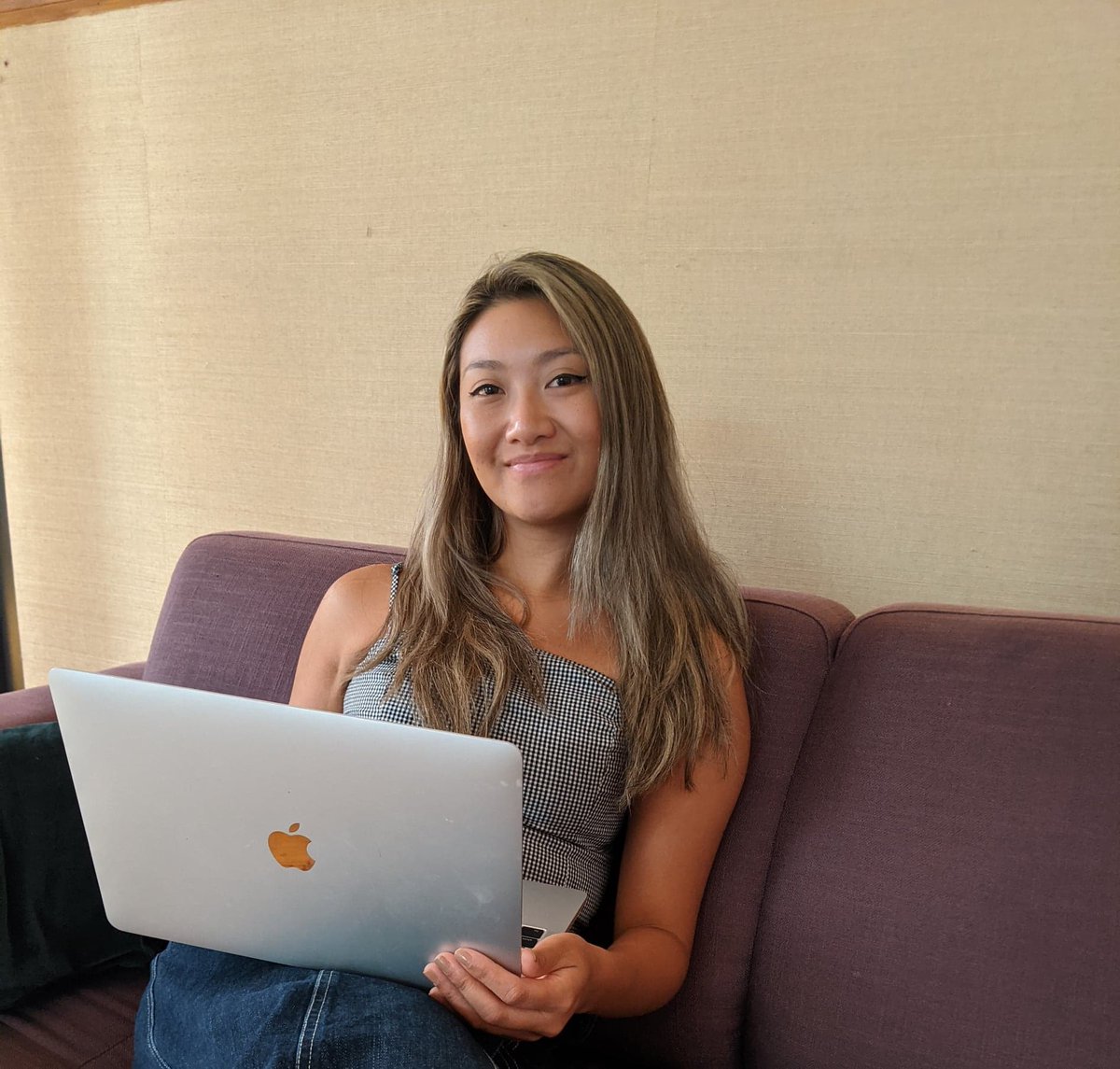 4. I've moved from my desk to the couch (she has range!!). This time working on an online educational tool we're developing at  @CellAgAustralia. Being cryptic because it won't be launched until next month! It involves raising awareness of the key research challenges in  #cellag...