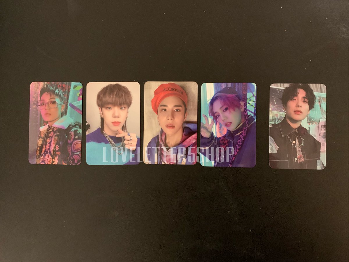 LOVELETTER5SHOP's tweet photo. WTS/LFB A.C.E Light stick PC
🌹$10 ea +shipping
🇺🇸 US based
🌏 WW shipping
I have multiple copies of each. Pls note I’m not responsible for damaged/lost mails.
#ACE #WTSACE #ACEWTS #ACESELLING #JUNHEE #DONGHUN #SEHYOON #BYEONGKWAN #YUCHAN https://t.co/Ee492JUCTU