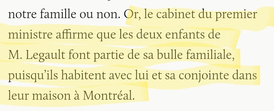 JJuteux's tweet photo. Croyez vous au hasard?

24 décembre 2019 les gars à Franky demeurent pas chez leurs parents 

24 décembre 2020 les DEUX gars à Franky demeurent chez papa et maman

#salutcrosseur https://t.co/JloAMFexwy