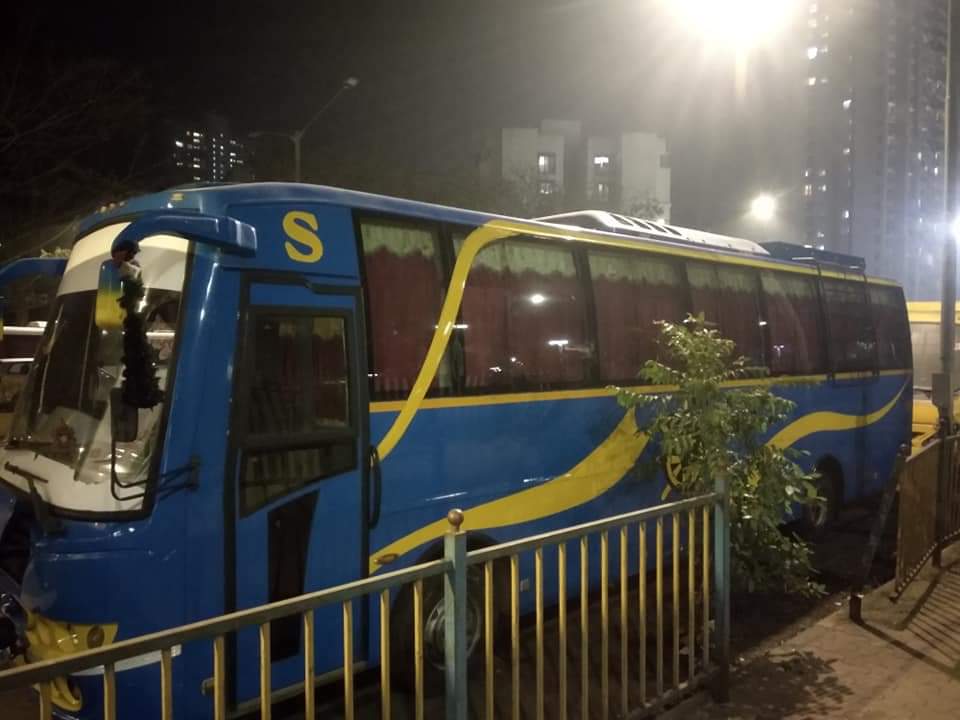 denishvyas123's tweet photo. @MumbaiPolice @mybmc @CPMumbaiPolice Sir plss see the pics below taken by the member living in our thakur village area. Plss advice if such parkings are legal ? Can any action be taken on such encroachments ? https://t.co/eldds4s3V6