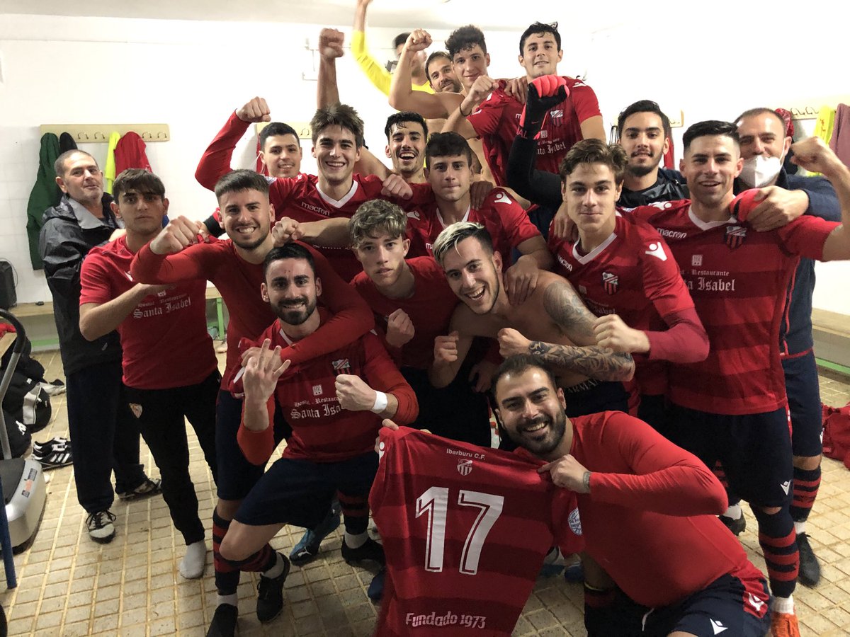 lasemana's tweet photo. #ElDeporte / Consulta los resultados de este miércoles de partidos de #fútbol aplazados para los equipos de #DosHermanas en División de Honor y Ligas Andaluzas

https://t.co/ESr2McLehJ https://t.co/hx15yuAJAX