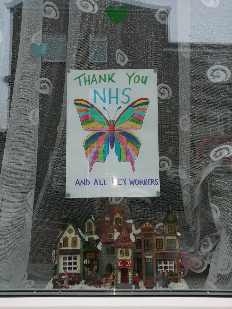 Our friend Conor Elliott has launched a new initiative to get us creative in lockdown &amp; inject a bit of colour into these Winter days. 
You can find out more about the project on his Facebook at:
facebook.com/conor.elliott.…
#TextDescription #WelshArt #ThankYouNHSandKeyWorkers