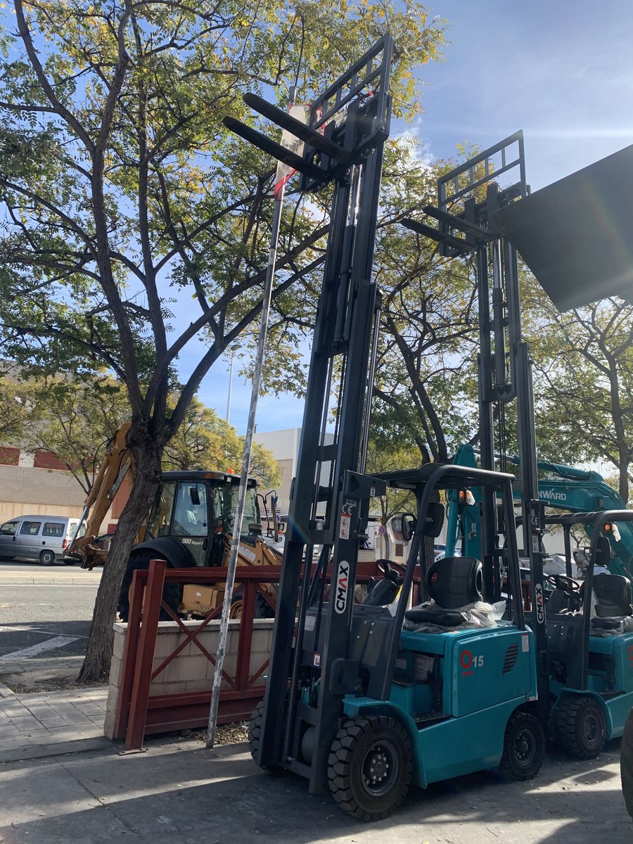 juvinaria's tweet photo. 🔝👉 COMPRA CARRETILLAS ELEVADORAS AL MEJOR PRECIO, ¡ASEGURADO! 👈🔝

Con el mejor equipamiento de una prestigiosa marca como CNBM, la rentabilidad queda garantizada.

➡ https://t.co/oXUoTSlchv ⬅

#carretillaselevadoras #carretillas #carretillaseléctricas #logística #transporte https://t.co/p2Z0BdS2Nr