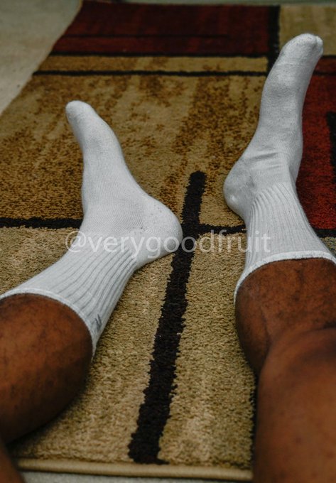 Watch Foot Bae's leaked NSFW photo on TwXstars