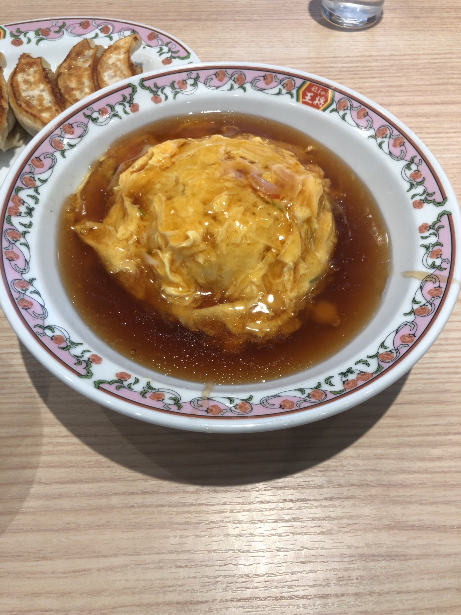 三好一生 王将の天津飯 ケチャップが入ってなかったぞ ケチャップ無しの餡が好きです 餃子の王将 天津飯 甘酢あんにケチャップ入れるな ケチャップ使う日式中華要らない T Co Ie34ohuyve Twitter