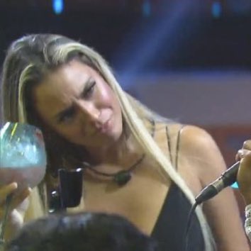 rhodegirlz's tweet photo. únicas coisas boas nessa festa foi essas caras

#BBB21 https://t.co/wzrvZk63aR