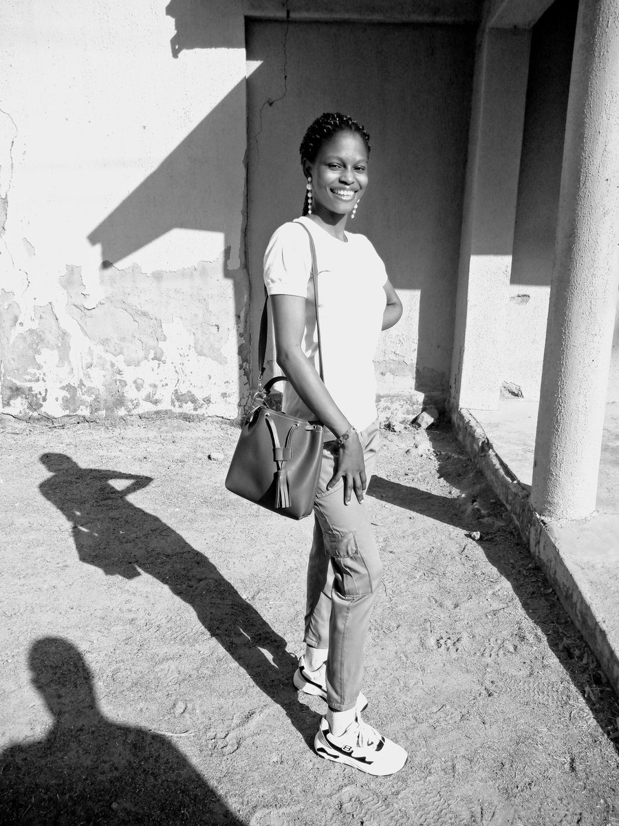CharityAdenike's tweet photo. Under the sun,we serve!
#lastCDs
#Bauchicorper https://t.co/BgOzCk9Ae3