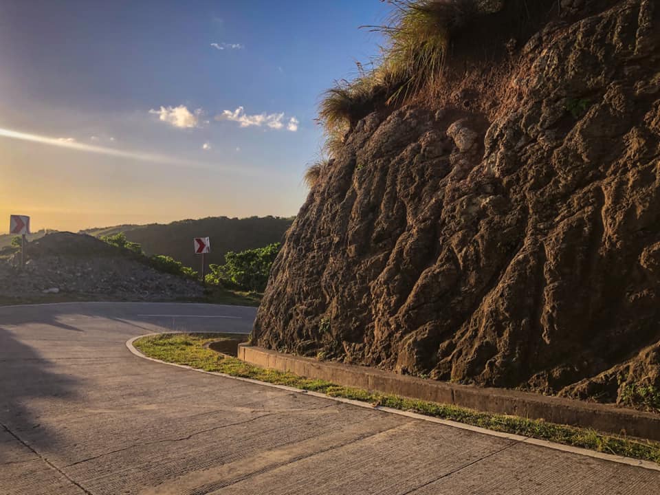 PhilippineStar's tweet photo. BATANES BEFORE PANDEMIC 🌄

LOOK: A netizen from Manila shared these photos of Batanes Island, which he took during his visit last February 14, 2020, a month before the national government started implementing lockdowns due to the COVID-19 pandemic. (Photos courtesy of Jom Ramos) https://t.co/sks7rDJw3L