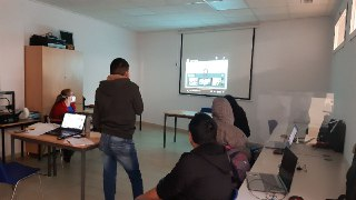 sedvies's tweet photo. Hoy en #DiaMujeryNiñaenCiencia queremos destacar a la promotora de #wifi #HedyLamarr y #AdaLovelace la 1ª programadora #CreaciónDigital #TallerInserciónSociolaboral #11F #VullSerCom y @mecanohumano #CientíficaEnActivo #Teo https://t.co/uI3PU7giS3