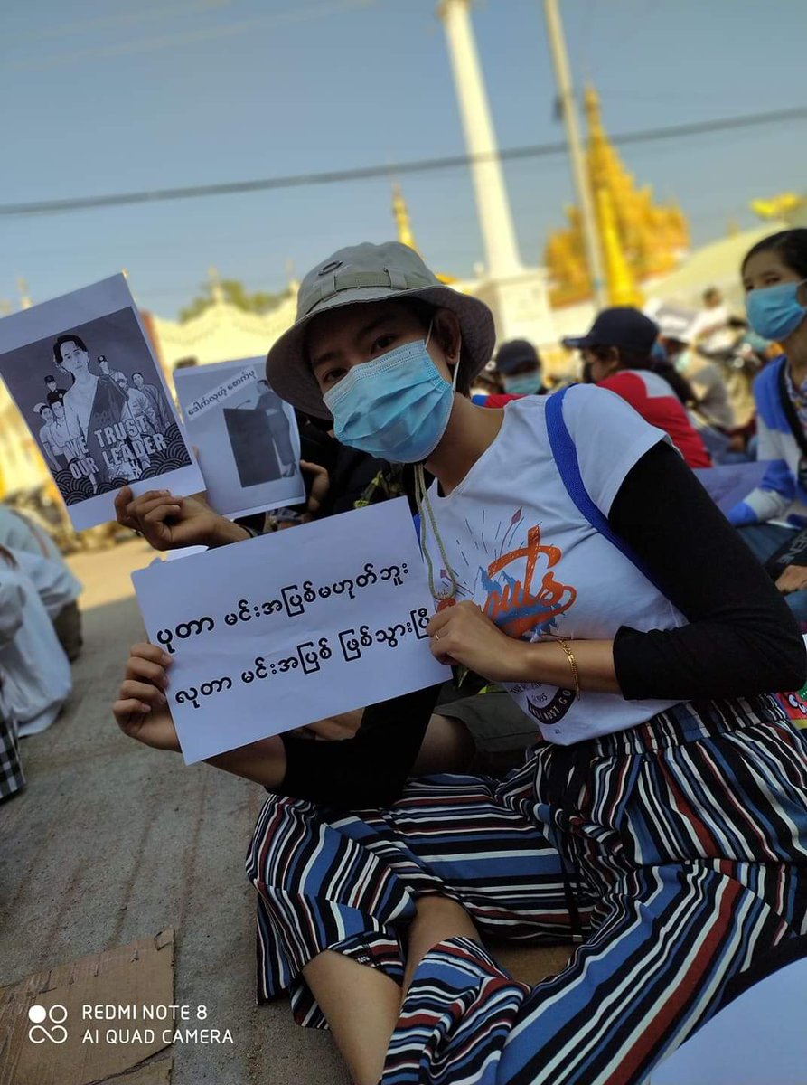 ThantSabai's tweet photo. 11.2.2021

ပုတာ မင်းအပြစ်မဟုတ်ဘူး

လုတာ မင်းအပြစ် ဖြစ်သွားပီ🤣 https://t.co/Lkm3K4ZZN2