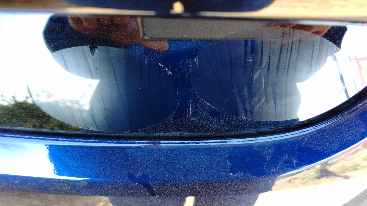 こばかつ ダサいステッカーチューン剥がした 糊はパーツクリーナーで何とかなるやろ