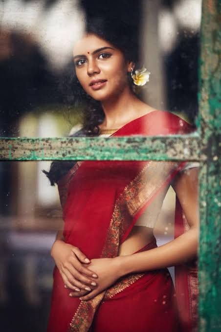AnbeKalyani's tweet photo. Thalaiviiii Pinky Promise !
We Will Always there for you @kalyanipriyan ❤️
#PromiseDay 🙌🔐
11:11✨ #53D 🎂✨ https://t.co/9pPGX9Bvkj