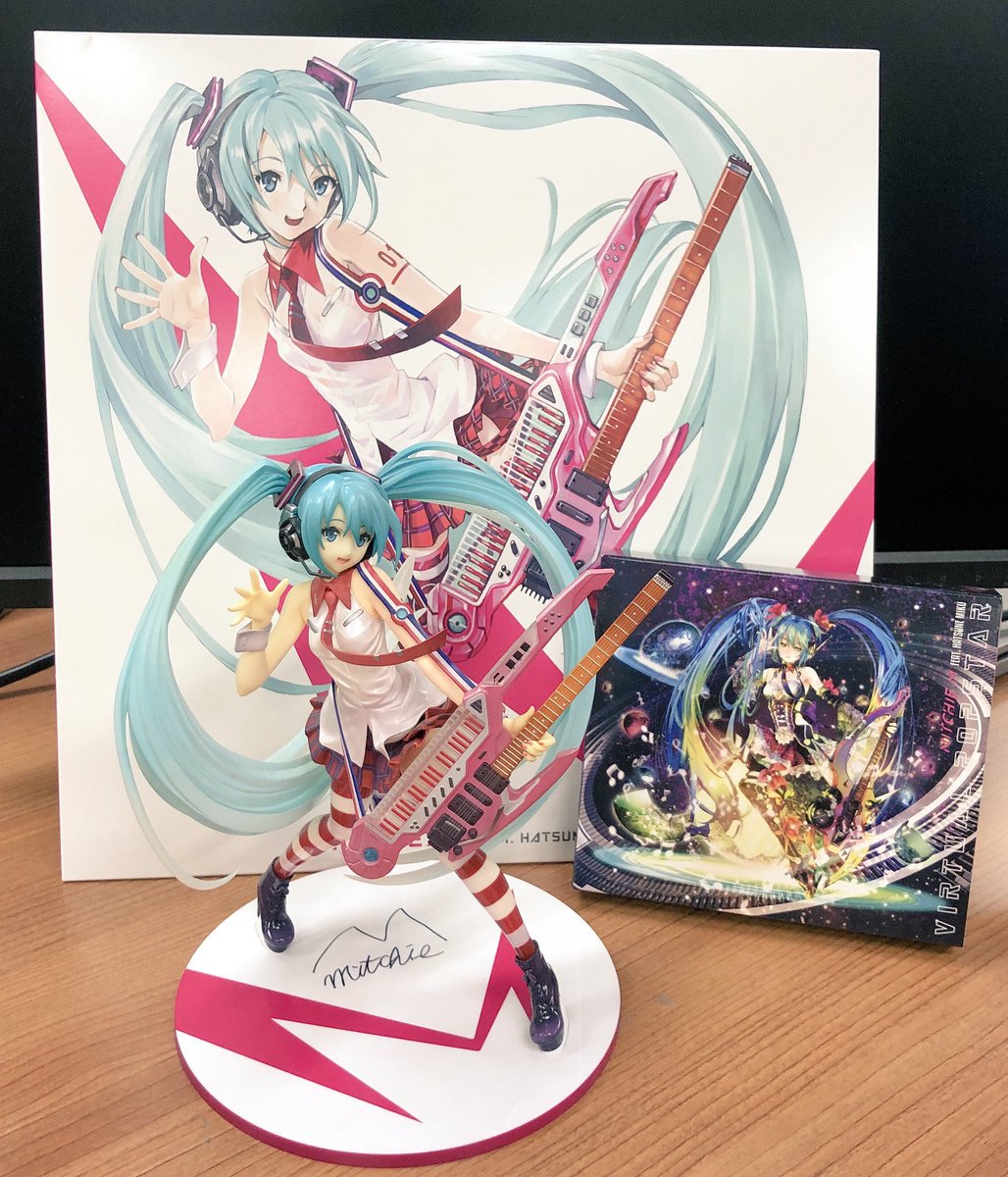 浜子 グッスマ 待ってました 1 7スケールフィギュア 初音ミク バーチャル ポップスター Ver Maxfactory さんで しかも智恵理 Chieri3 さんの超絶造形で出してくれるとか正座待機すぎます うちのグレイテスト アイドルミクさんと並べて飾る