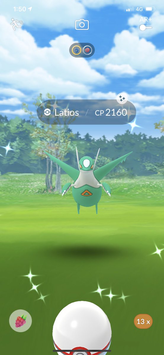 aytab91's tweet photo. Shiny duo ✨ #pokemongo #shinyhunter #latios #latias https://t.co/z7Qwx39z56
