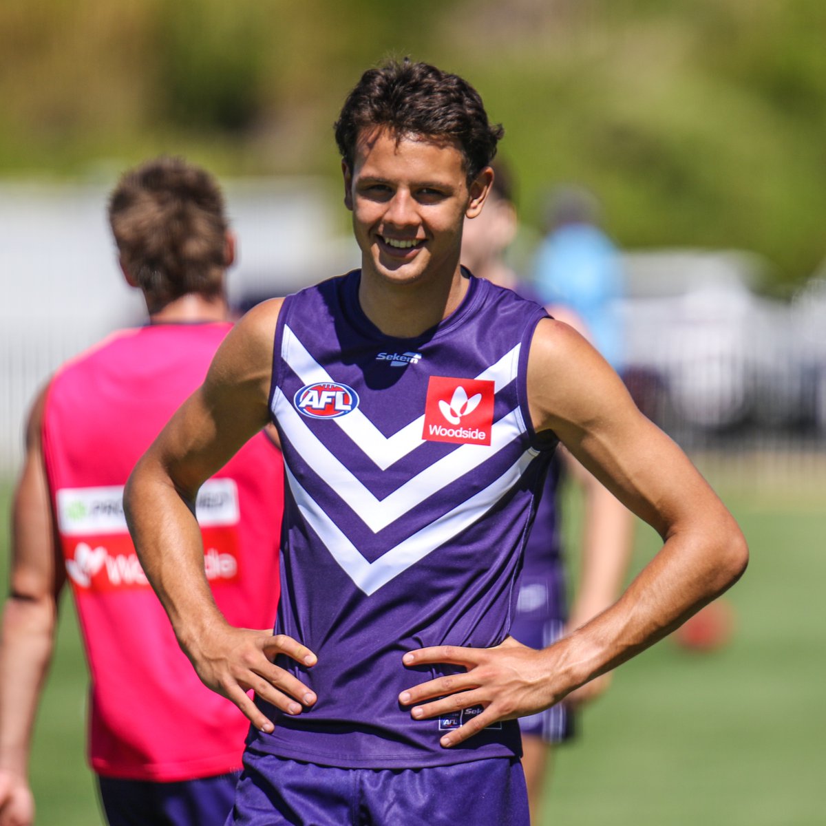 In between drills, Heath Chapman and Rory Lobb put their hands on their hips and smiled. As it’s hard not to love footy 